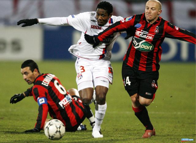 半岛体育官网登录-今夜里昂完成体检：亚冠节点到来，态度坚定，细节决定成败